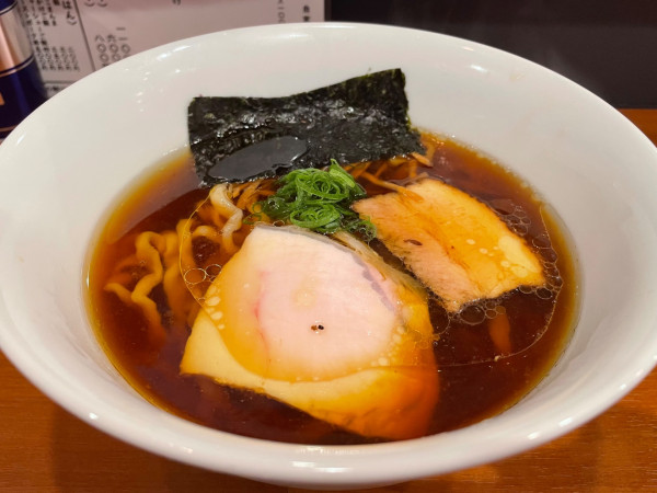 「ラーメン 醤油」@自家製手もみ麺 鈴ノ木の写真