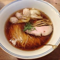 特上醤油らぁ麺（2100円）
