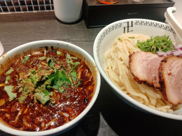 「つけ麺大盛り」@スパイス・ラー麺 卍力 行徳店の写真