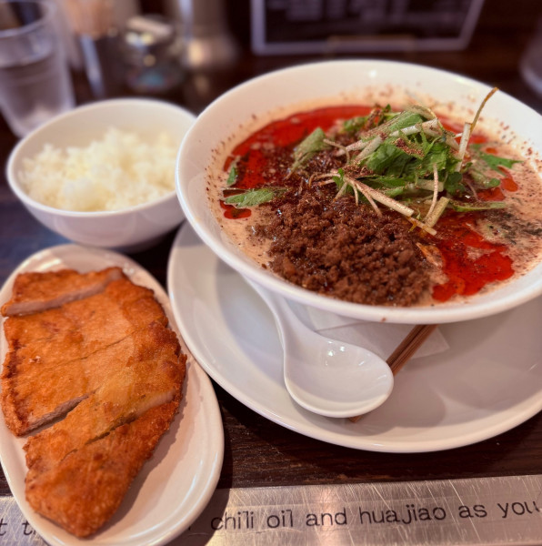 「白胡麻担担麺（5辛／5痺￥1200）他」@四川担担麺 阿吽 浅草店の写真