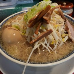 ラーメン＋モヤシ増量＋味玉