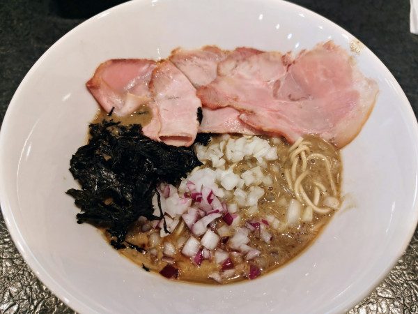 「濃厚煮干（しお）1300円」@にぼしら〜めん ニボ太郎の写真