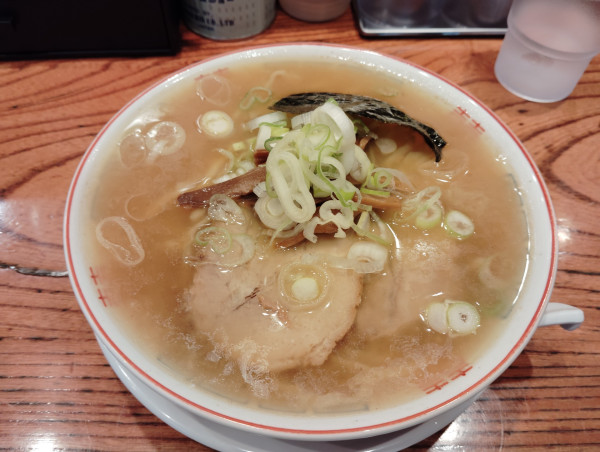 「中華そば　　880円」@ふとし屋の写真