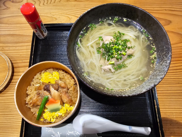 「【限定】塩稲庭うどん鶏めしセット　1500円」@花善の写真