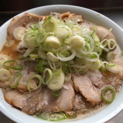 チャーシュー麺＋たまご＋ネギ