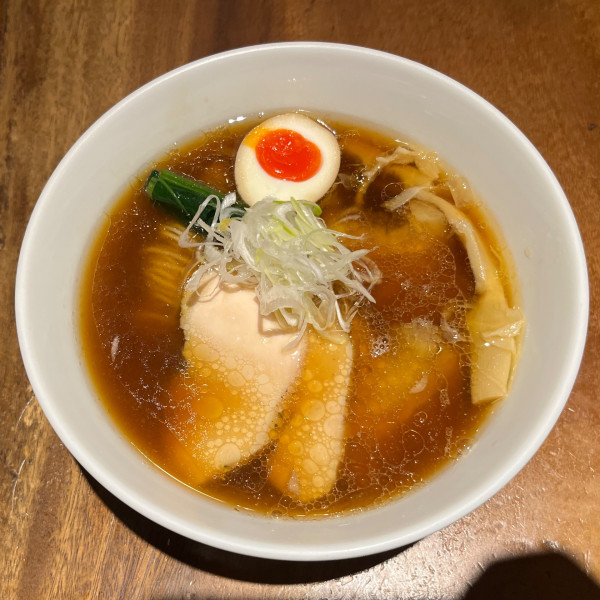 「スペシャル醤油ラーメン」@Ramen Free Birdsの写真