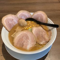 みそらあめん　チャシュー３枚　味玉
