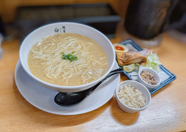 「鯛出汁ラーメン【数量限定】」@麺屋 白神の写真
