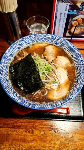 「こく正油ちゃーしゅーめん 大盛り」@麺楽屋の写真