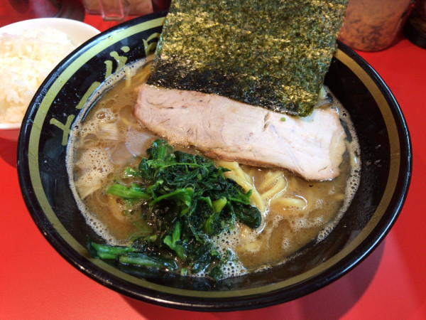 「ラーメン(普通)+ライス 1050円」@十一代目 野中家 北浦和店の写真