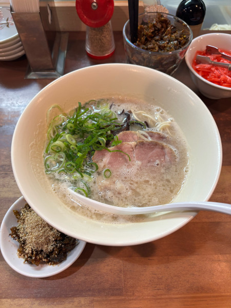 「博多とんこつラーメン」@幸心堂の写真
