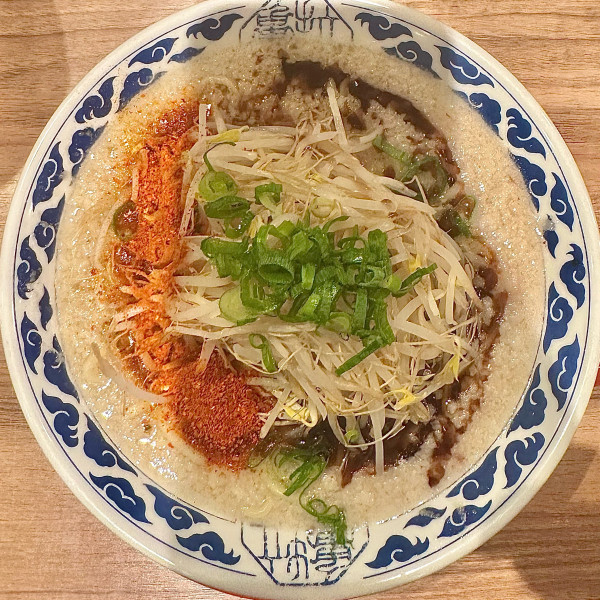 「超背脂らーめん」@九州らーめん亀王 京橋店の写真