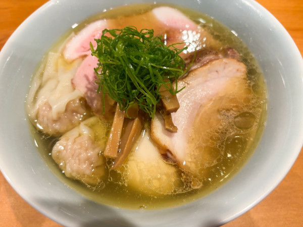 「特製塩そば(地鶏)」@中華そば しば田の写真