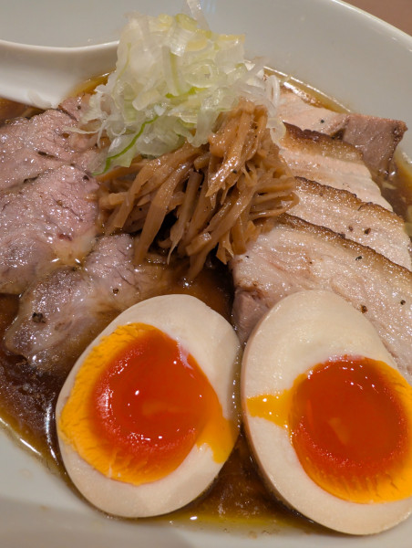 「特製らーめん」@手打ちあさまの写真