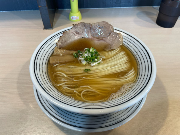 「煮干しラーメン（900円）」@煮干しらぁめん 猫トラ亭の写真