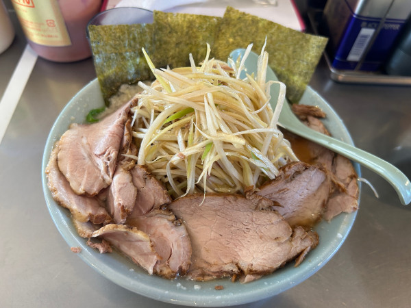 「ネギコテチャーシューメン　ネギダブル　コイオオ」@ラーメンショップ 椿 玉造店の写真