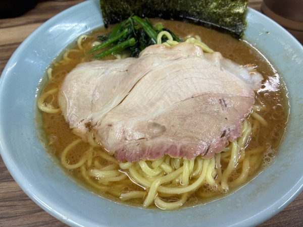 「ラーメン中」@横浜ラーメン 武源家の写真