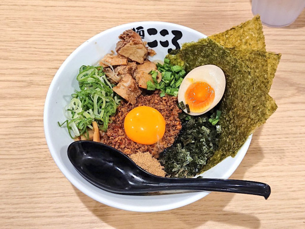 「全部のせ 台湾まぜそば」@麺屋 こころ 本郷三丁目店の写真