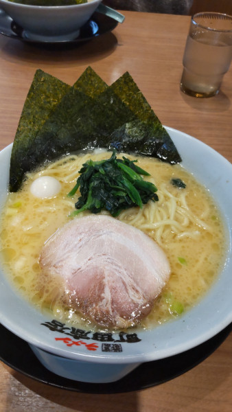 「ラーメン　880円」@町田商店 新百合ヶ丘店の写真