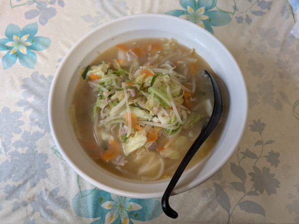 「野菜たっぷりタンメン：750円」@中華料理 鑫鑫の写真