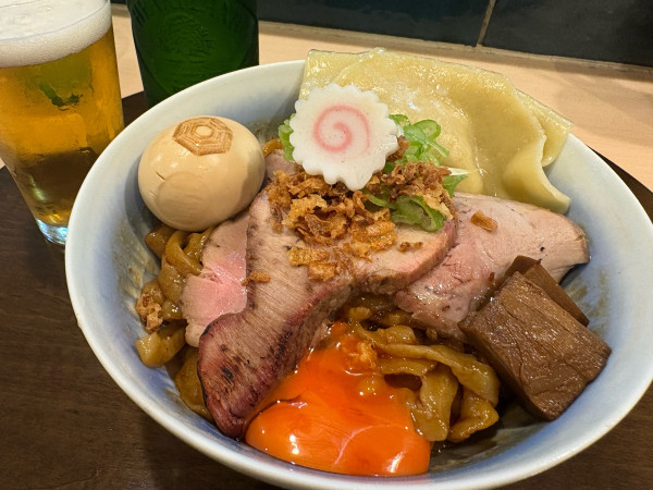 「特製あぶらそば」@手打麺祭 かめ囲の写真