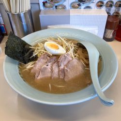 ネギチャーシュー麺大盛り　ライス