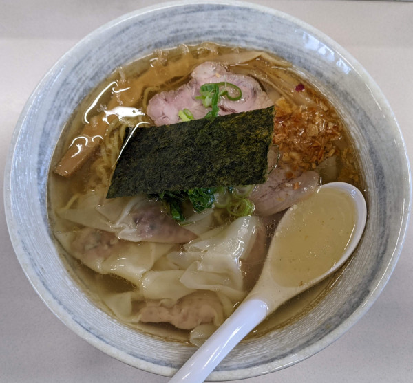 「ワンタンメン（塩） 950円」@支那そば 一真の写真