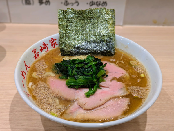 「ラーメン(中) 1,000円」@横浜ラーメン 若崎家の写真