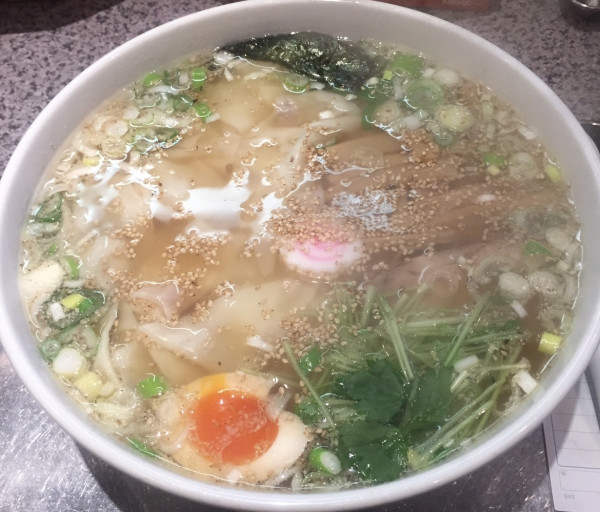 「塩ワンタンメン」@東京らぁめんちよだの写真