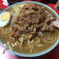 ラーメン普通盛400g(ニンニク、アブラ)+生たまご 1250円