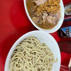 つけ麺中ラーメンニンニク味豚マシニンニク少なめアブラ