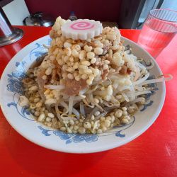 ラーメン太麺　999円　生🥚無料