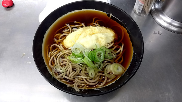 「とろろそば（５２０円）」@日栄軒の写真