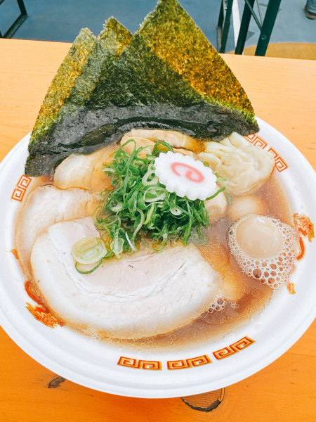 「特製天城黒豚背脂煮干しと本枯れ節中華そば」@中村麺三郎商店の写真