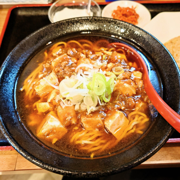 「本日のランチ⑤　麻婆ラーメン＋半チャーハン」@創作中華 福福 豊四季店の写真