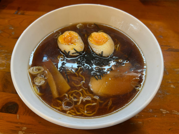 「味付煮玉子中華そば950円」@郷里の写真