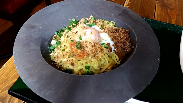 「正宗担々麺（９８０円）」@中国家庭料理 YI-CHANGの写真