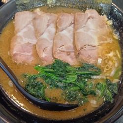 チャーシューメン　サービスライス