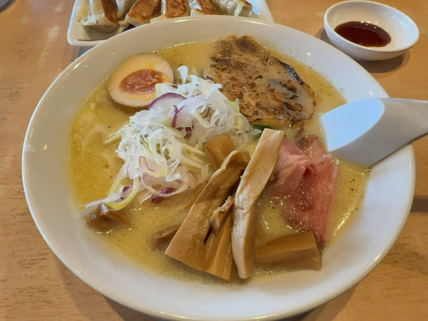 「鳥白湯ラーメン」@丸源ラーメン 小牧店の写真