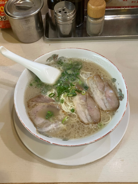 「本格とんこつ」@長浜ラーメン 丸羅とんこつの写真