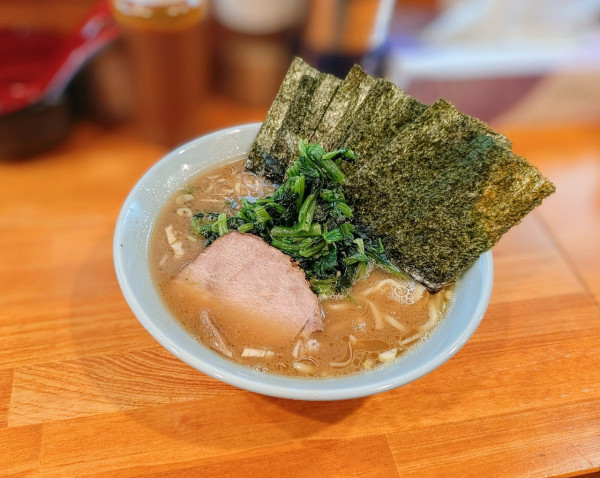 「とんこつしょうゆ」@横浜家系らーめん 志の写真