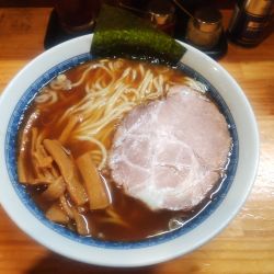 中華そば並盛り1050円