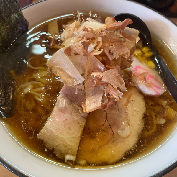 「正油らぁ麺　800円」@うなりの写真