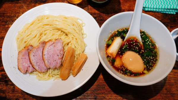 「鴨つけそば 細麺 並盛＋味玉＋サッポロラガー中瓶」@麺屋 上々の写真