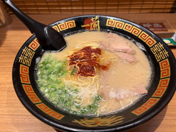 「ラーメン➕替玉」@一蘭 東大宮店の写真