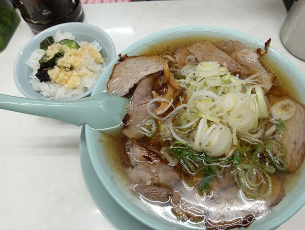 「ラーメン+めし（¥750+めし無料）」@ニューともちんラーメンの写真