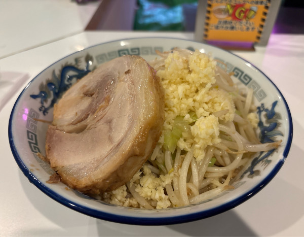 「塩（Sサイズ）＋巻チャーシュー変更」@ラーメンボーイズの写真