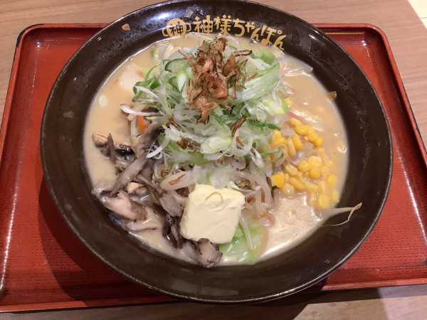 「深谷ねぎとねぎと舞茸のバターチャンポン　1480円」@神様ちゃんぽん  上里SA上り店の写真