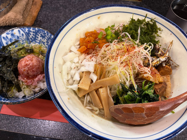 「まぜそば大」@烈志笑魚油 麺香房 三くの写真