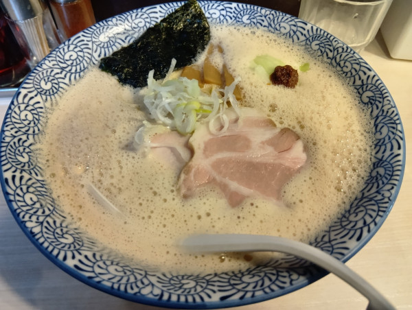 「鶏豚そば大盛　ランチセット鶏丼」@鶏豚骨 一學の写真